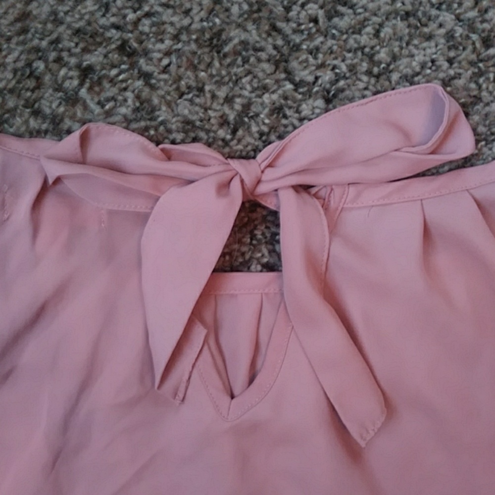 Pink top - Picture 2 of 2